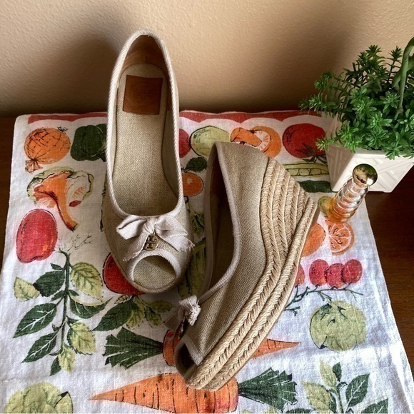 Tory Burch Shoes - Tory Burch Jackie beige peeptoe wedges size 9B